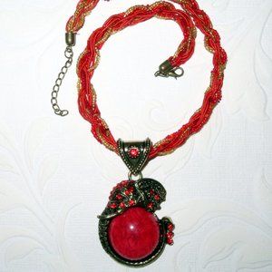 Vintage Rhinestones Pendant Necklace • Seed Beads • Bohemian Style • Elephants